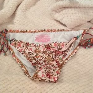 Victoria’s Secret bikini bottom